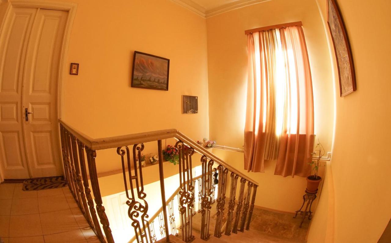 House 1899 Hotel Kutaisi Exterior photo